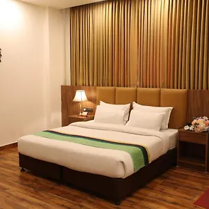 Tivoli Lawrence Road Hotel